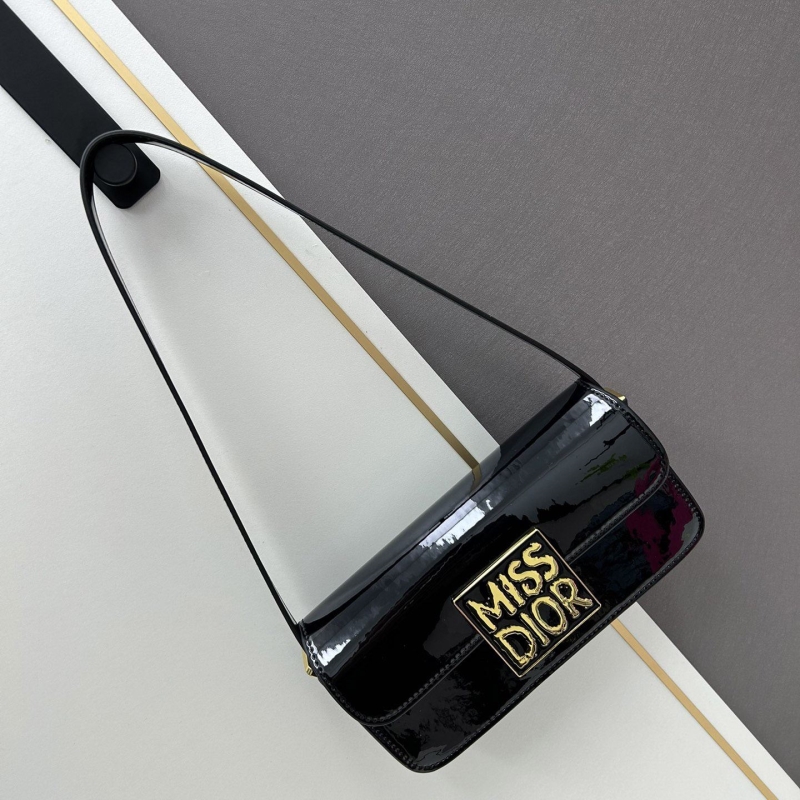 D*or top handle bags